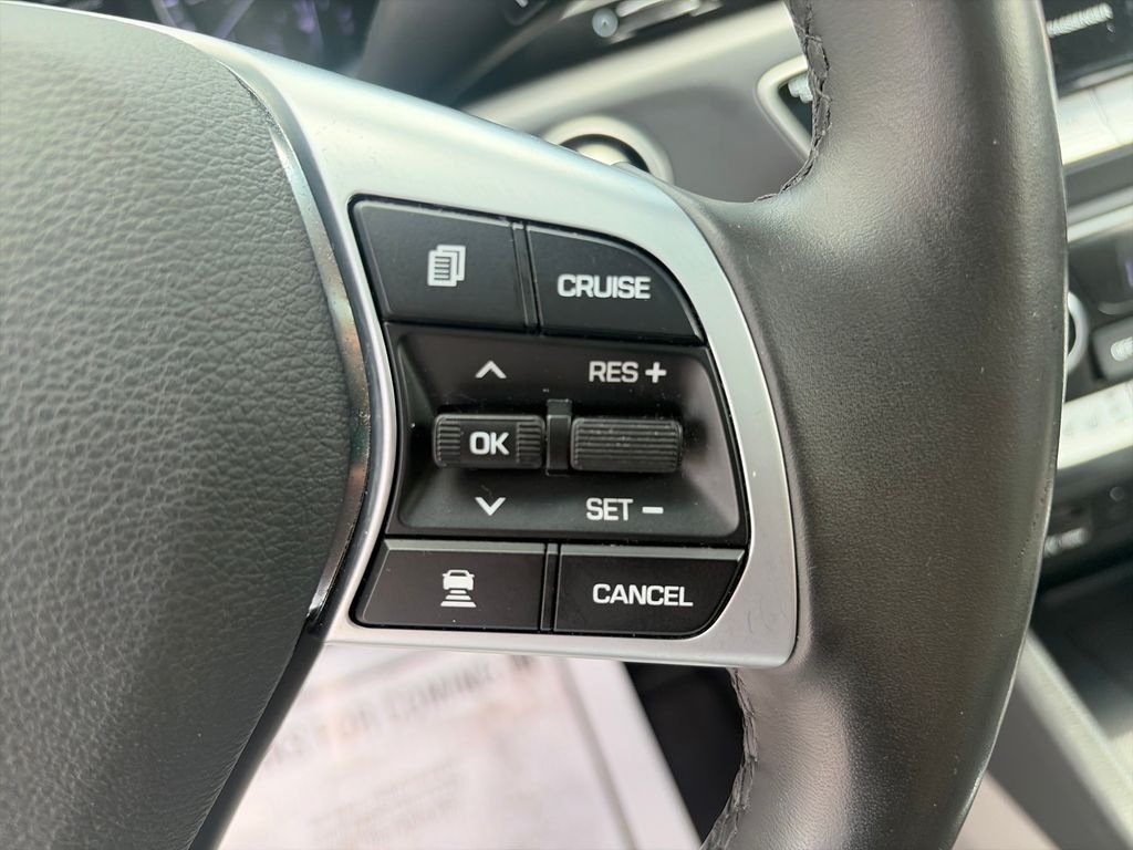 Used 2019 White Hyundai Limited image 38