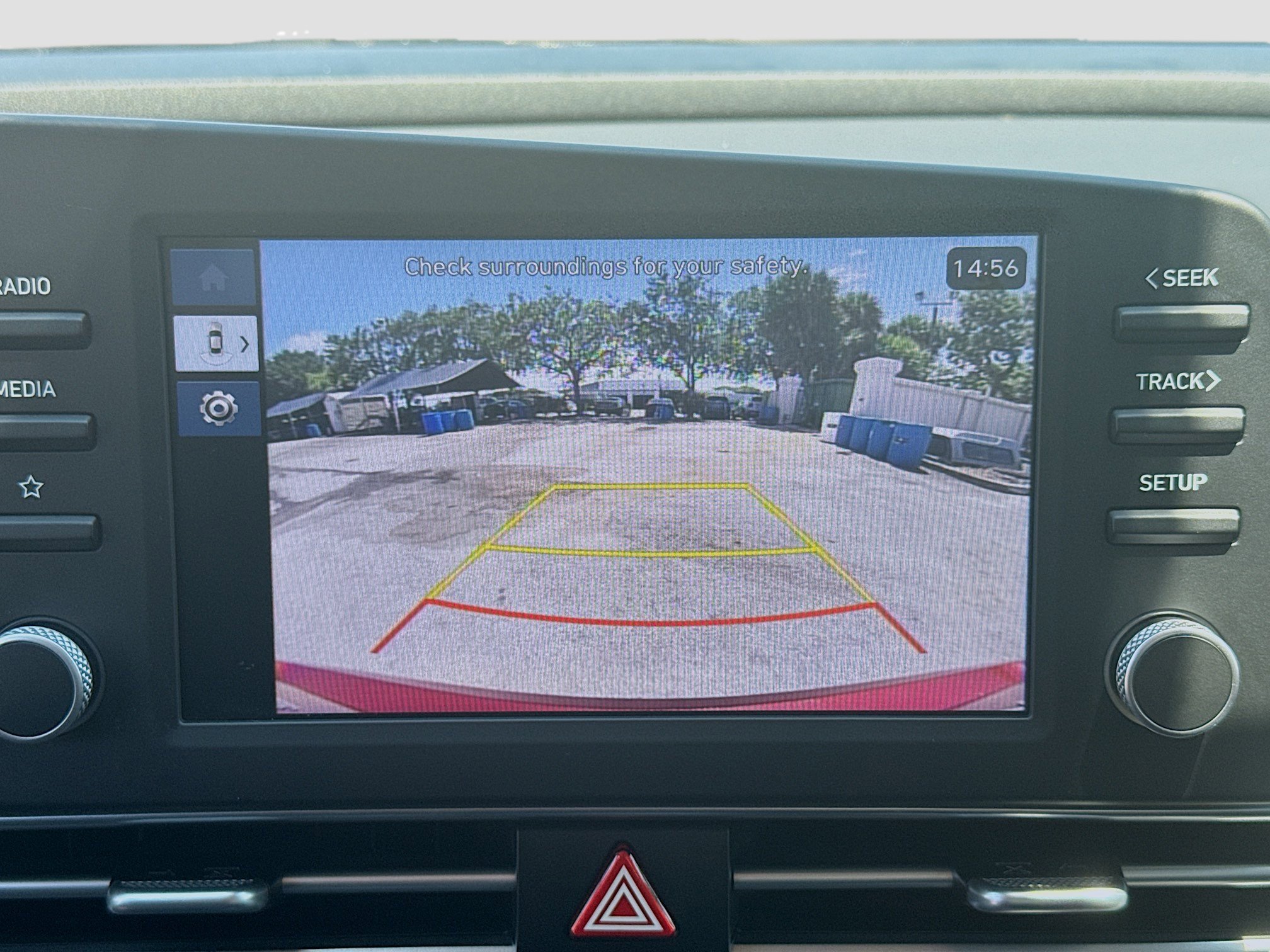 2025 Hyundai Elantra SE - Photo 11