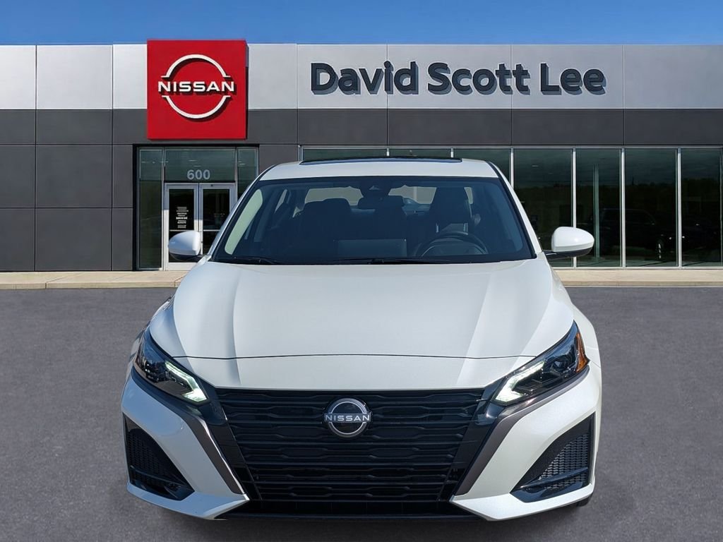 New 2026 Pearl White TriCoat Nissan SV Special Edition image 2