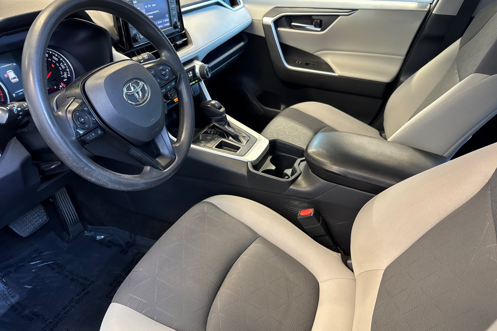 Certified Used 2019 White Toyota XLE image 12