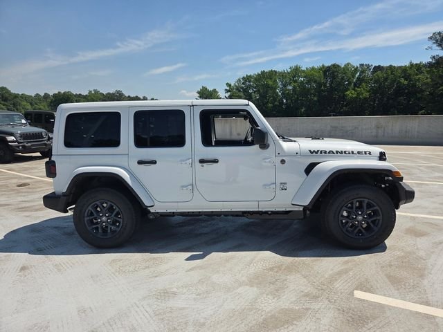 New 2026 Bright White Clear-Coat Exterior Paint Jeep 85th Anniversary Edition image 10