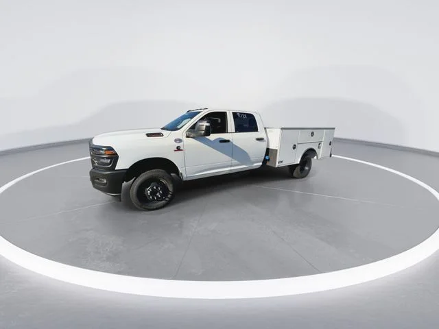 2026 RAM 3500 Chassis Tradesman - Photo 4