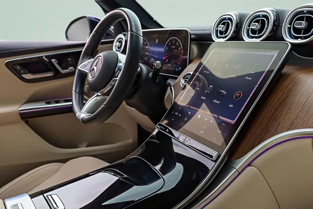 Used 2023 Blue Mercedes-Benz GLC 300 image 24