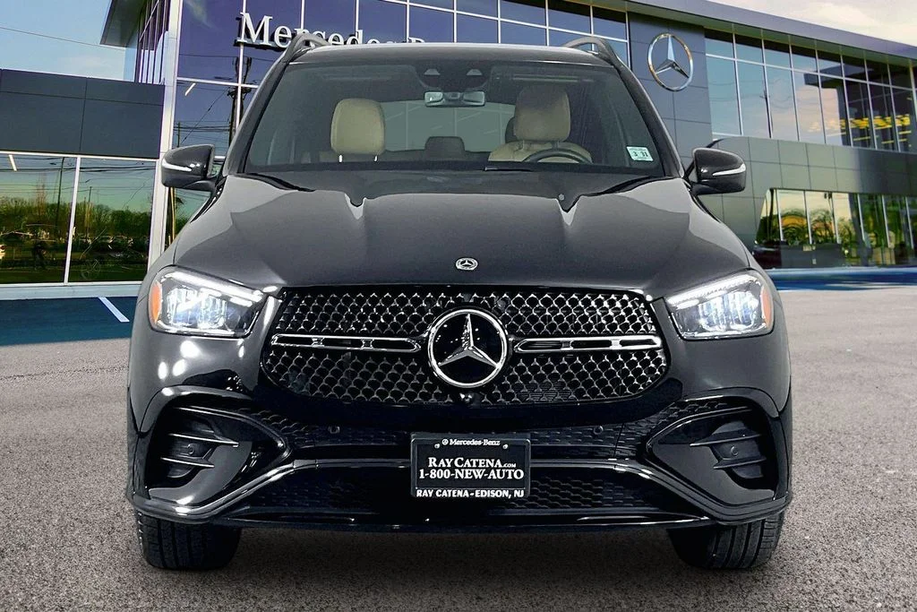 Used 2026 Black Mercedes-Benz GLE 450 image 3