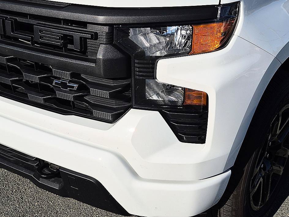 2026 Chevrolet Silverado 1500 Custom - Photo 9