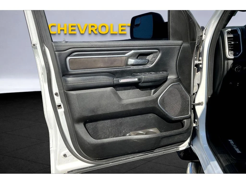 Used 2023 White Ram Laramie image 17