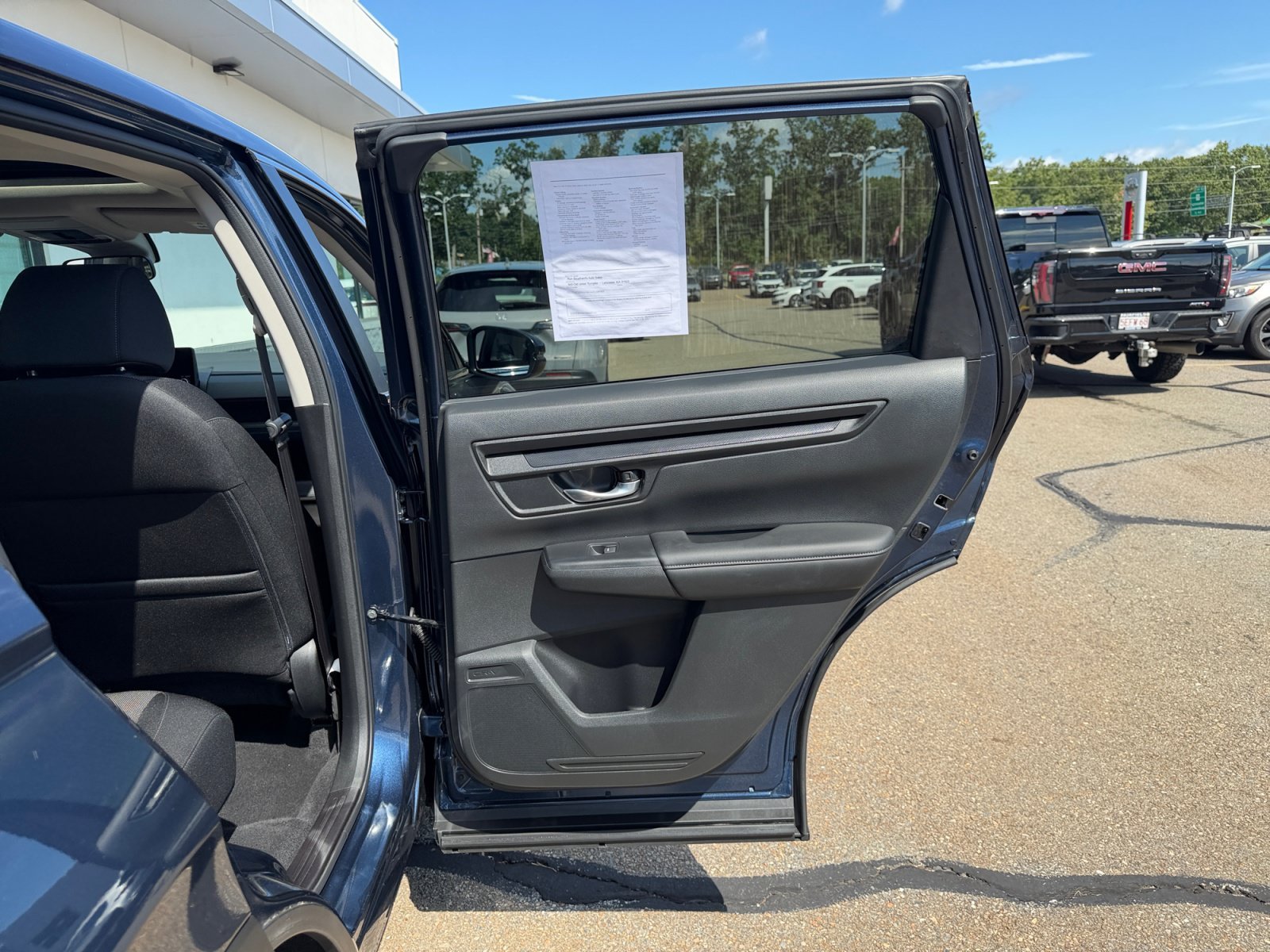 2025 Honda CR-V EX - Photo 36
