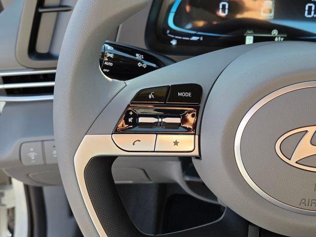 New 2026 White Hyundai SE image 27