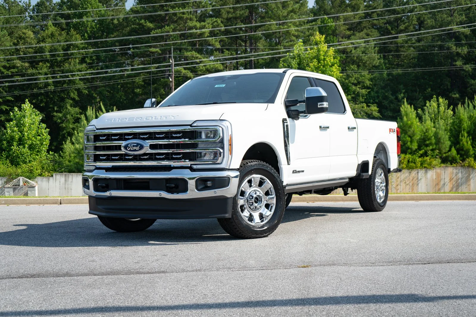 New 2026 Star White Metallic Tri-Coat Ford F-250® Lariat® image 2