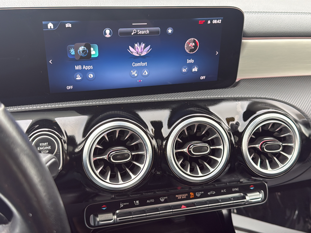 Used 2025 White Mercedes-Benz CLA 250 image 23