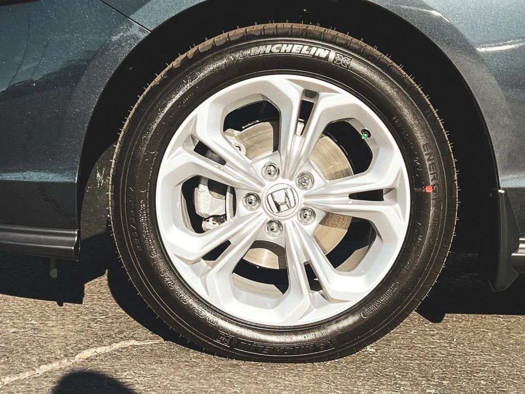 New 2026 Meteorite Gray Metallic Honda LX image 11