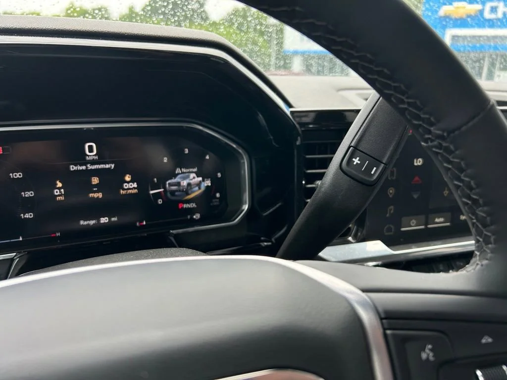 New 2026 Summit White GMC SLT image 35