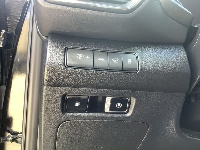 Certified Used 2022 Twilight Black Hyundai SEL Convenience image 26