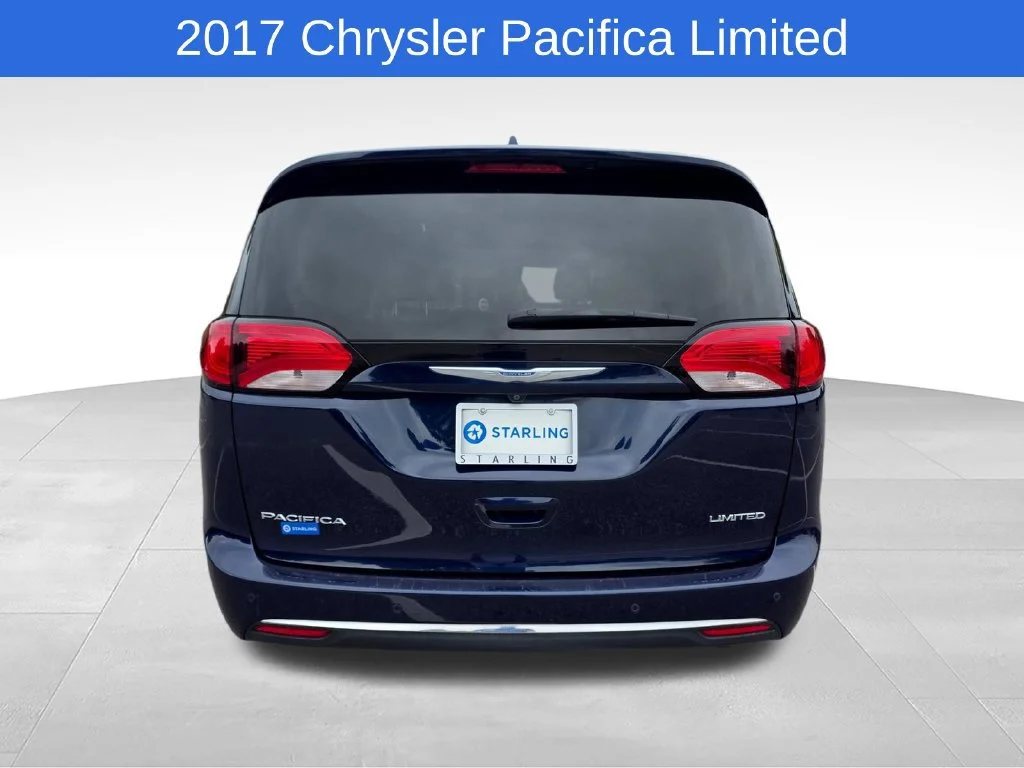 Used 2017 Blue Chrysler Limited image 8