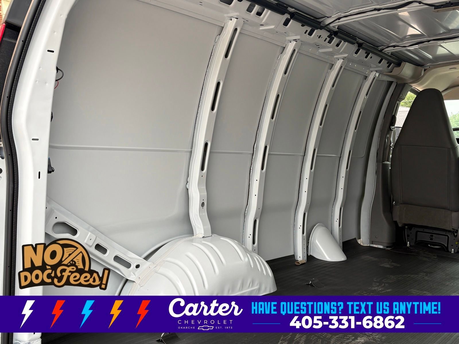 2025 Chevrolet Express Cargo Work Van - Photo 17