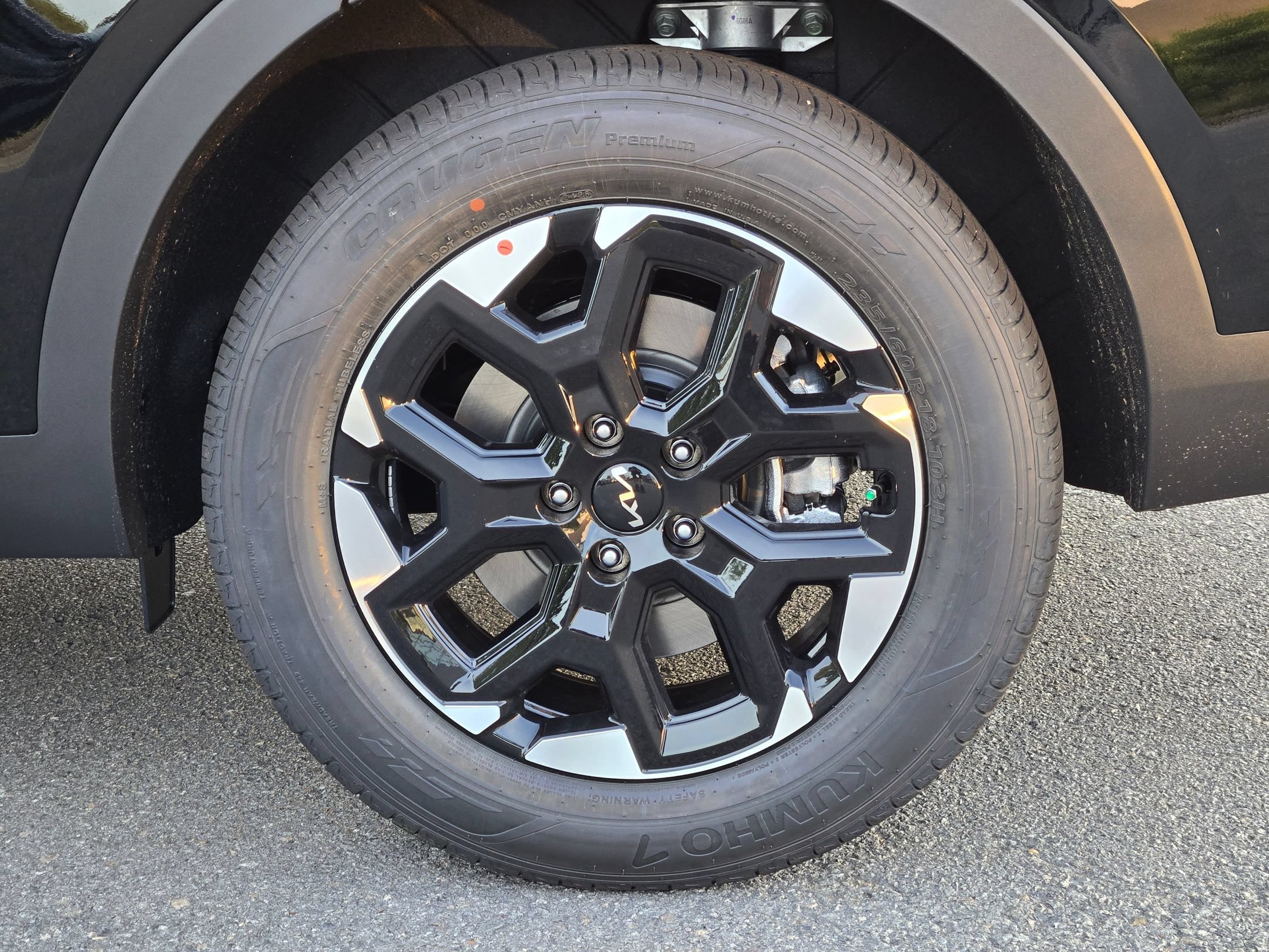 New 2026 Ebony Black Kia S image 13