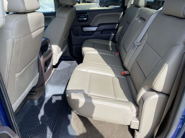 Used 2016 Deep Ocean Blue Chevrolet LTZ image 13