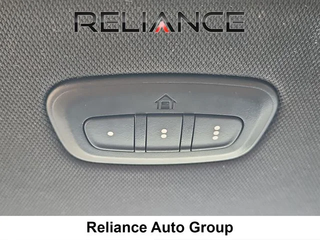 Used 2023 Silver Jeep Series III image 33