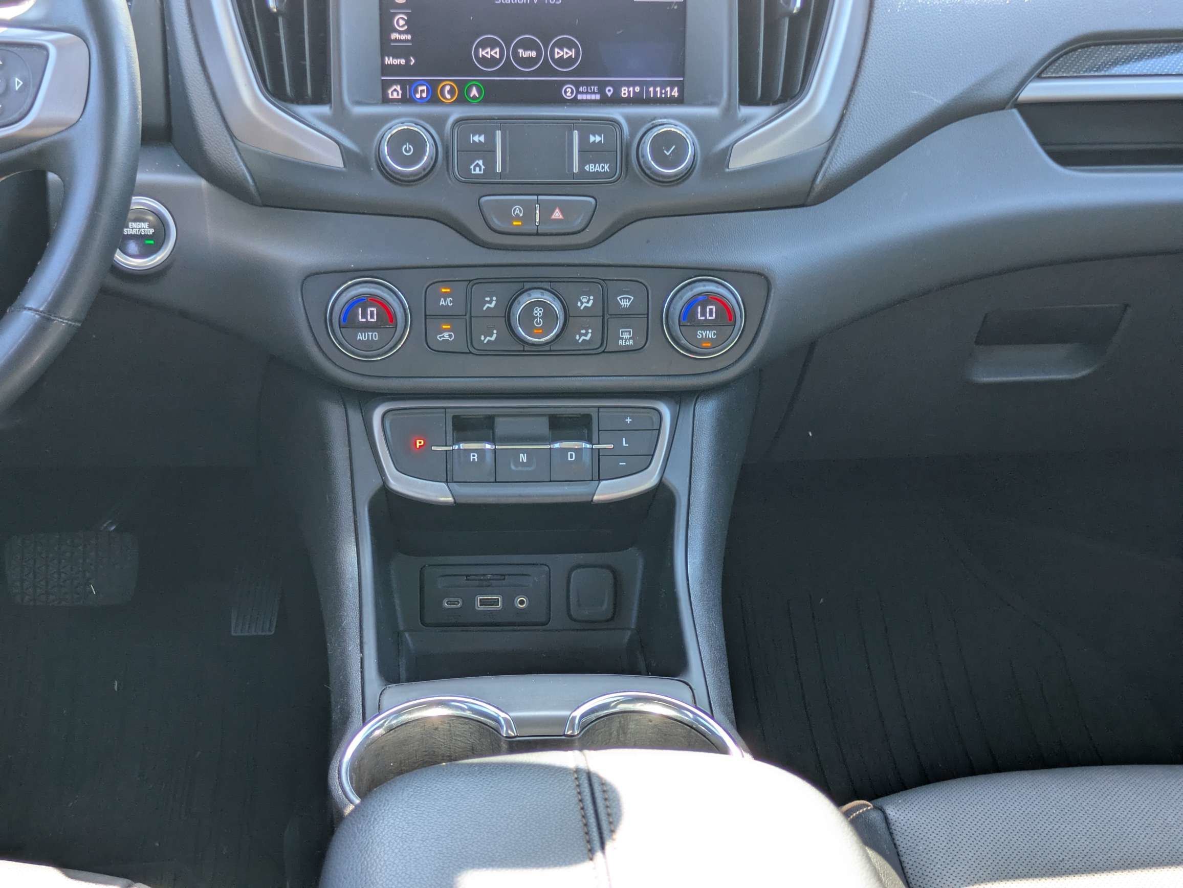 Used 2023 Sterling Metallic GMC AT4 image 20