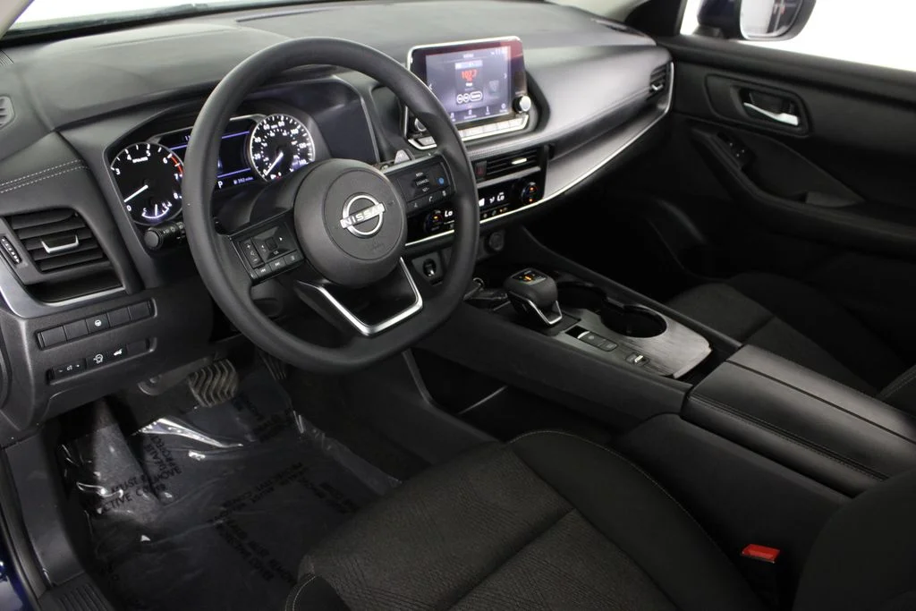 2024 Nissan Rogue SV - Photo 20