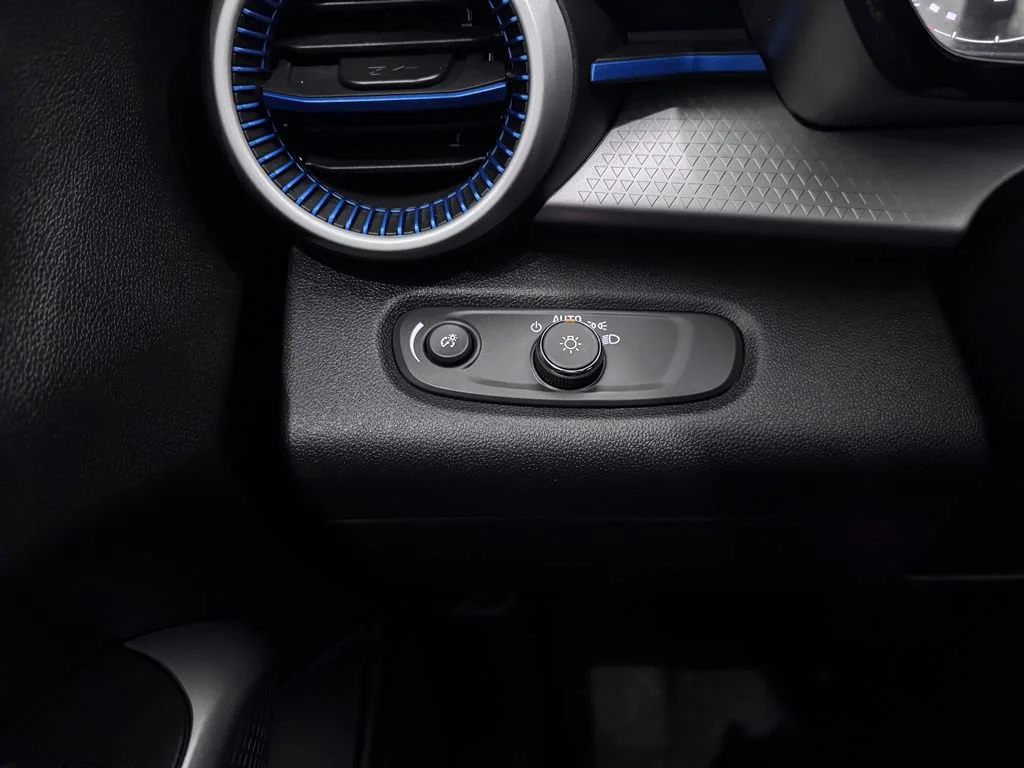 2024 Chevrolet Trax LS - Photo 22