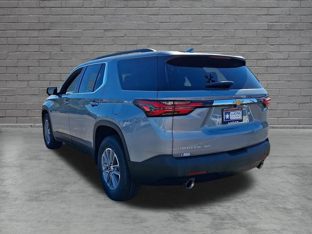 Used 2023 Sterling Gray Metallic Chevrolet LT Cloth image 9