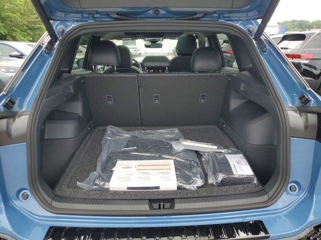 New 2026 Blue Volkswagen SE R-Line Black image 8