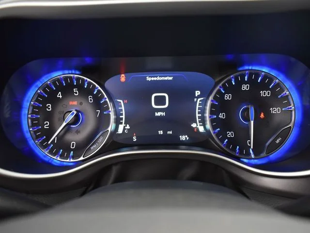 2026 Chrysler Pacifica Select - Photo 7