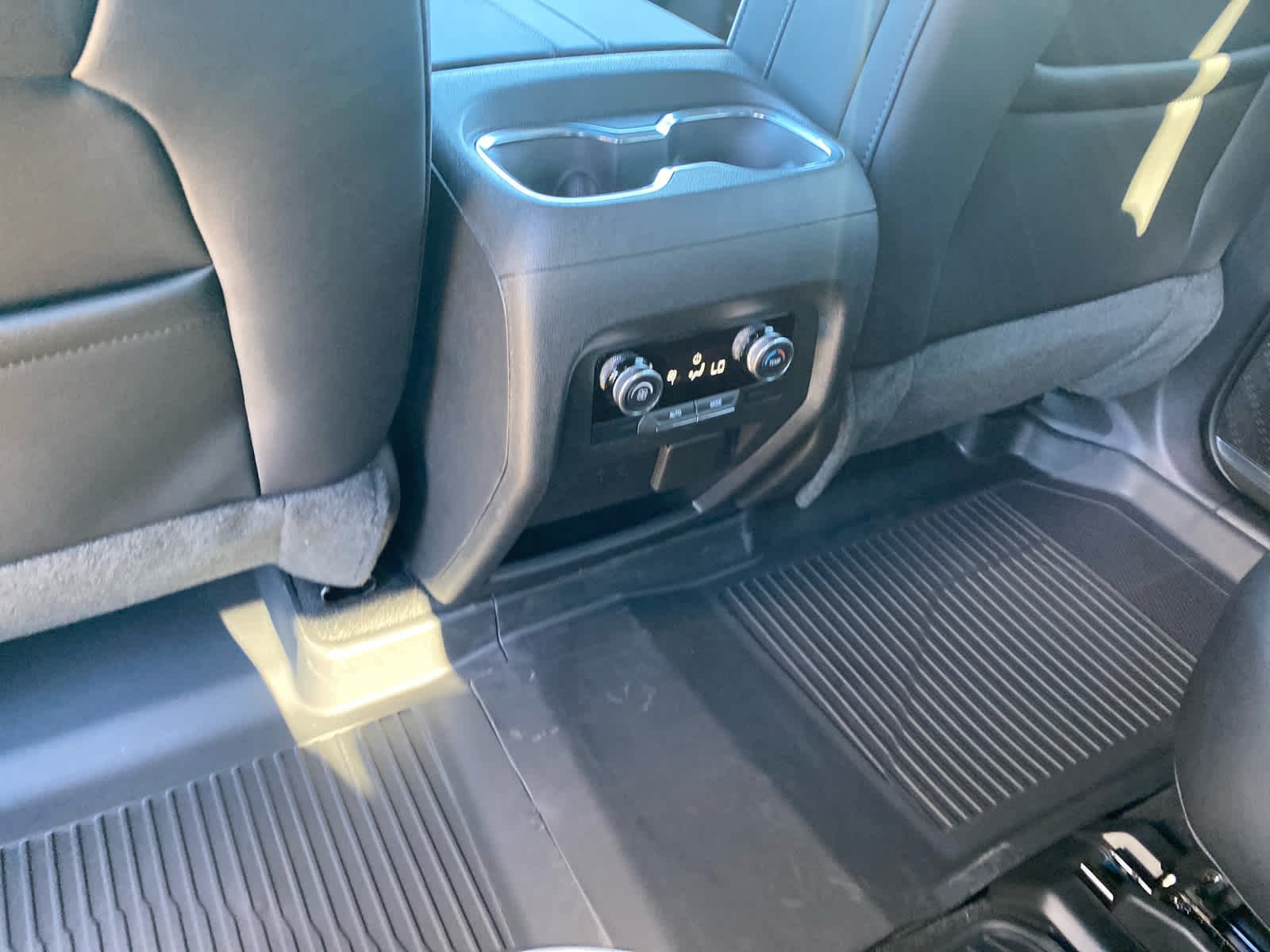 2027 Buick Enclave Preferred - Photo 25