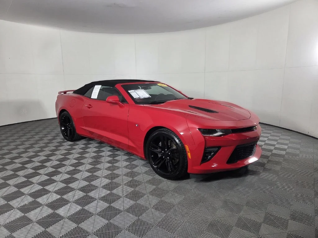 Used 2017 Red Hot Chevrolet 2SS image 2