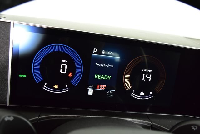 New 2026 Gray Hyundai SE image 36