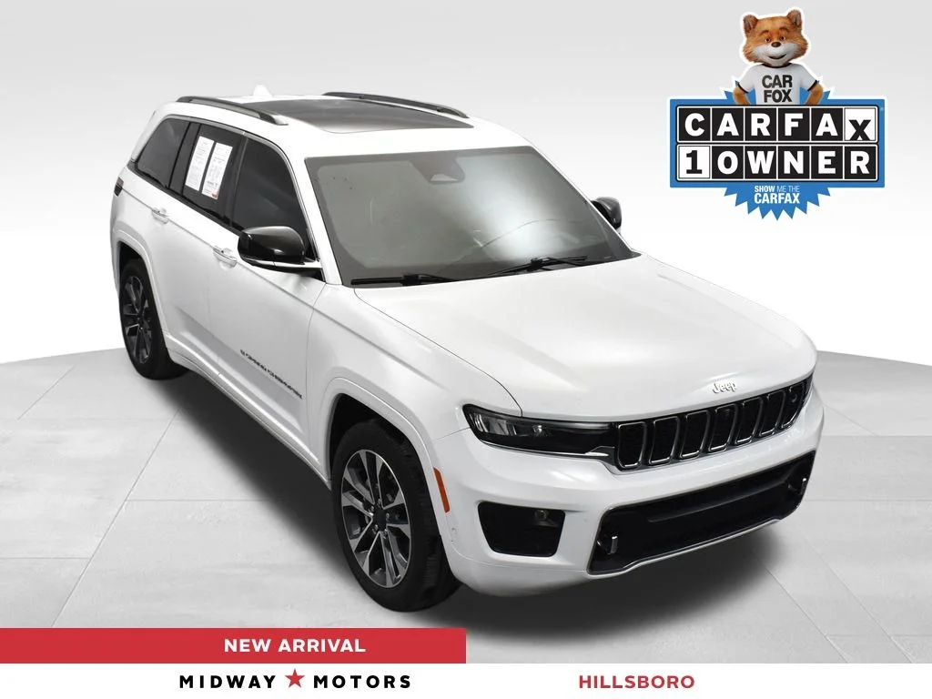 2022 Jeep Grand Cherokee Overland 4x4's photo