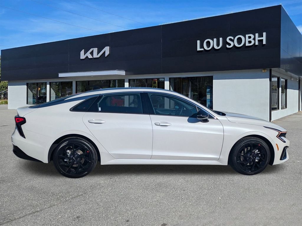 New 2026 Snow White Pearl Kia GT-Line FWD image 3