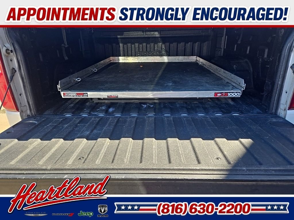 Used 2019 Beige Chevrolet High Country image 29