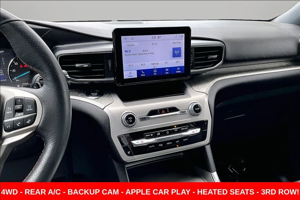 Used 2023 Green Ford Timberline image 9