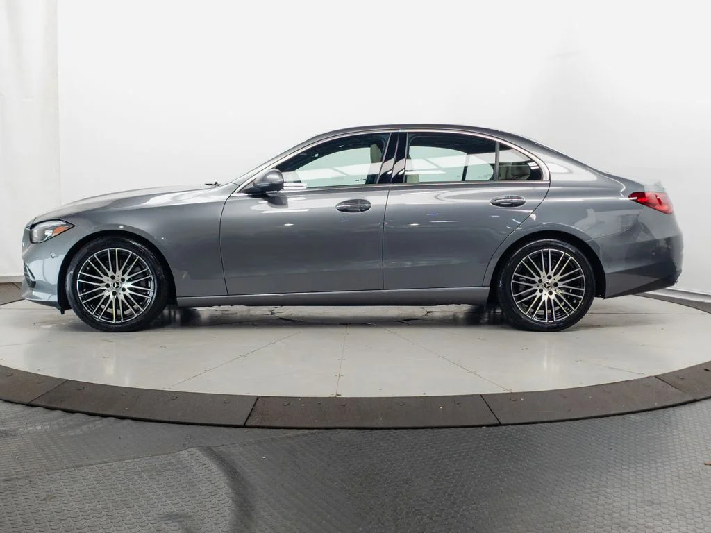 Certified Used 2026  Mercedes-Benz C 300 image 4
