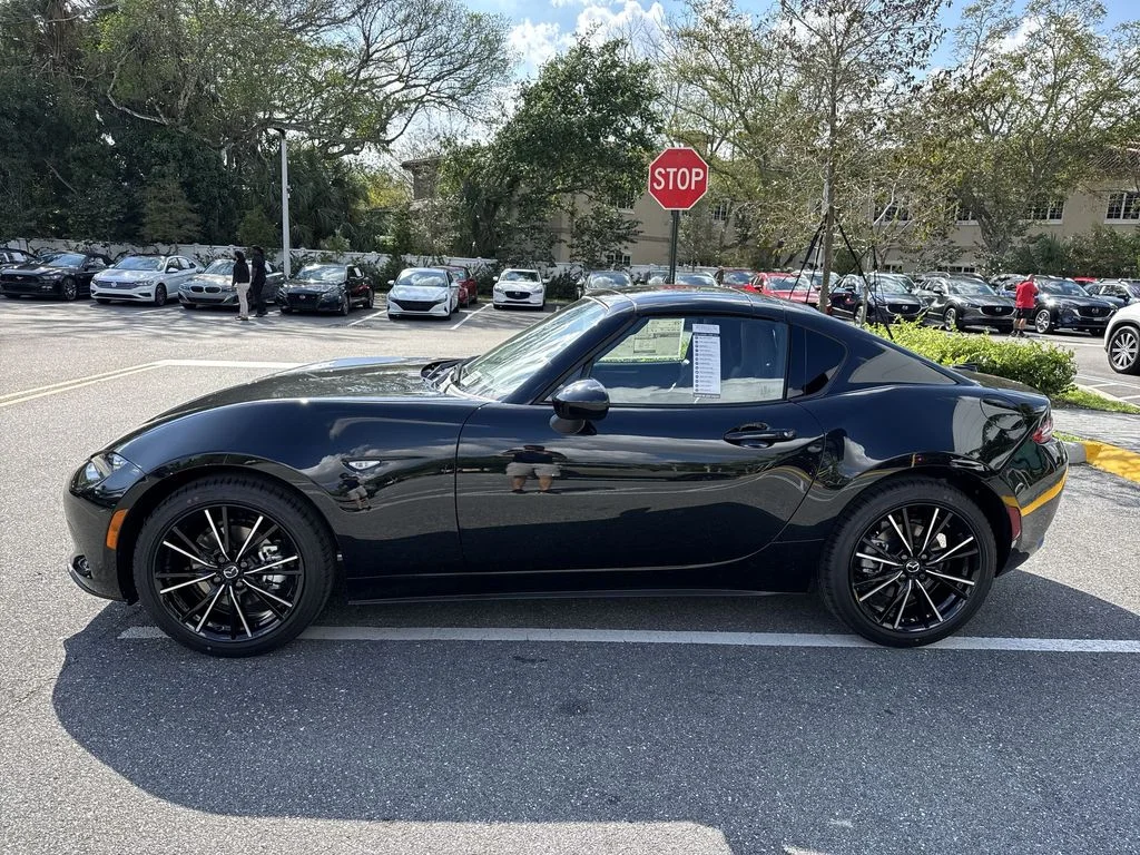 2026 Mazda MX-5 Miata RF Grand Touring - Photo 11
