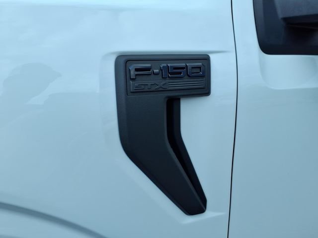 Used 2023 White Ford XL image 16