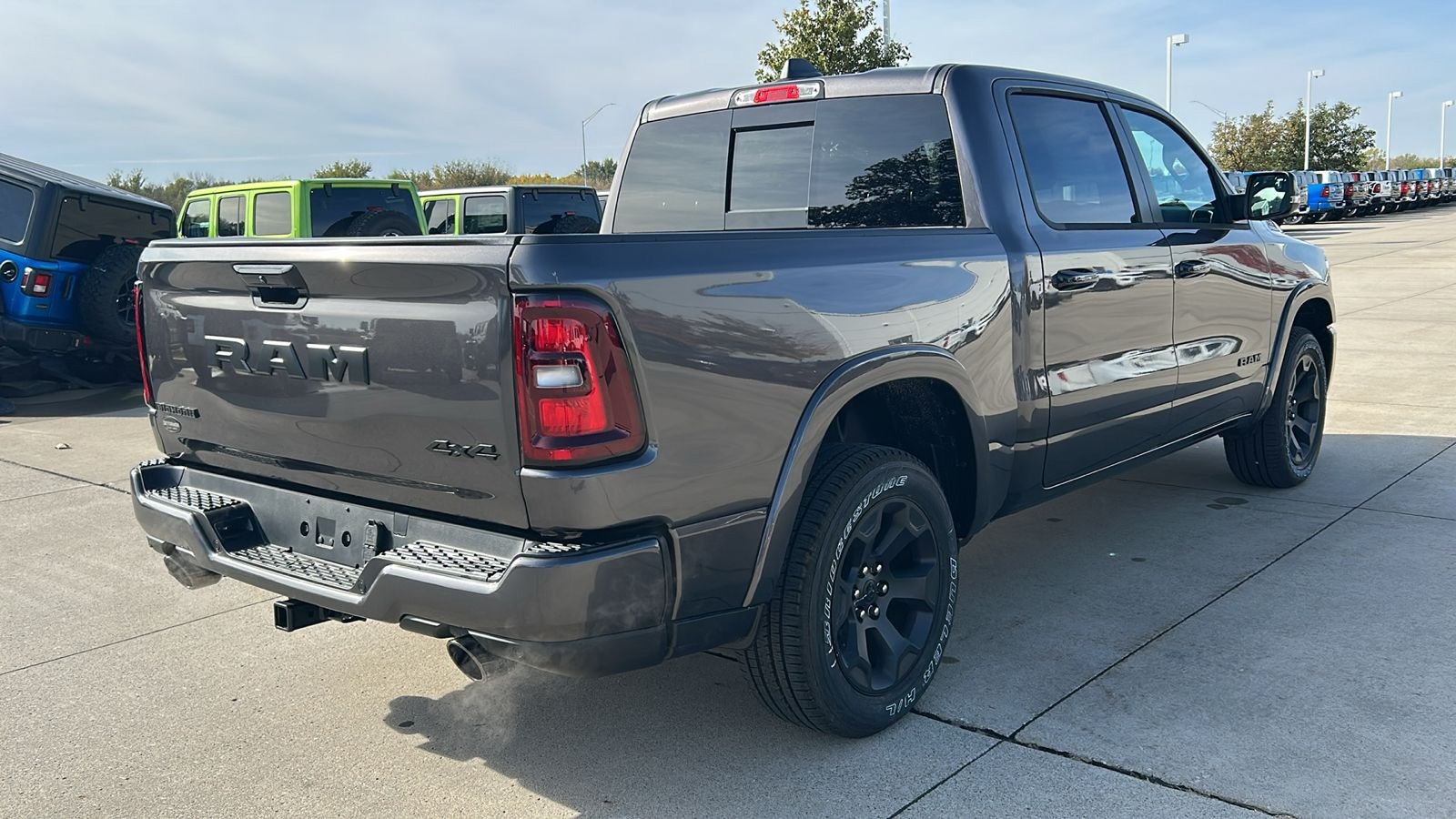 New 2026 Granite Crystal Metallic Clear-Coat Exterior Paint RAM Big Horn/Lone Star image 3
