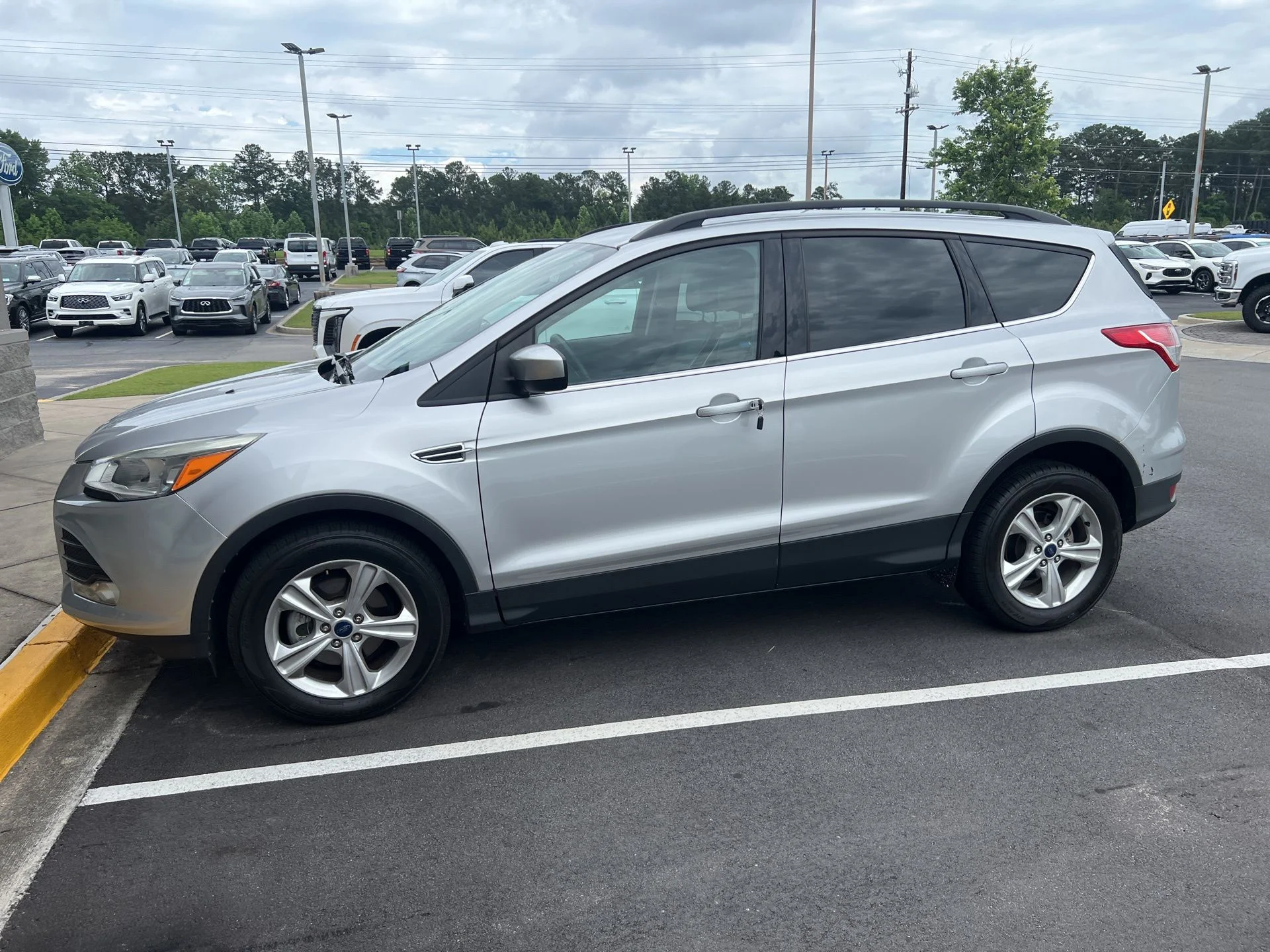 2014 Ford Escape SE's photo