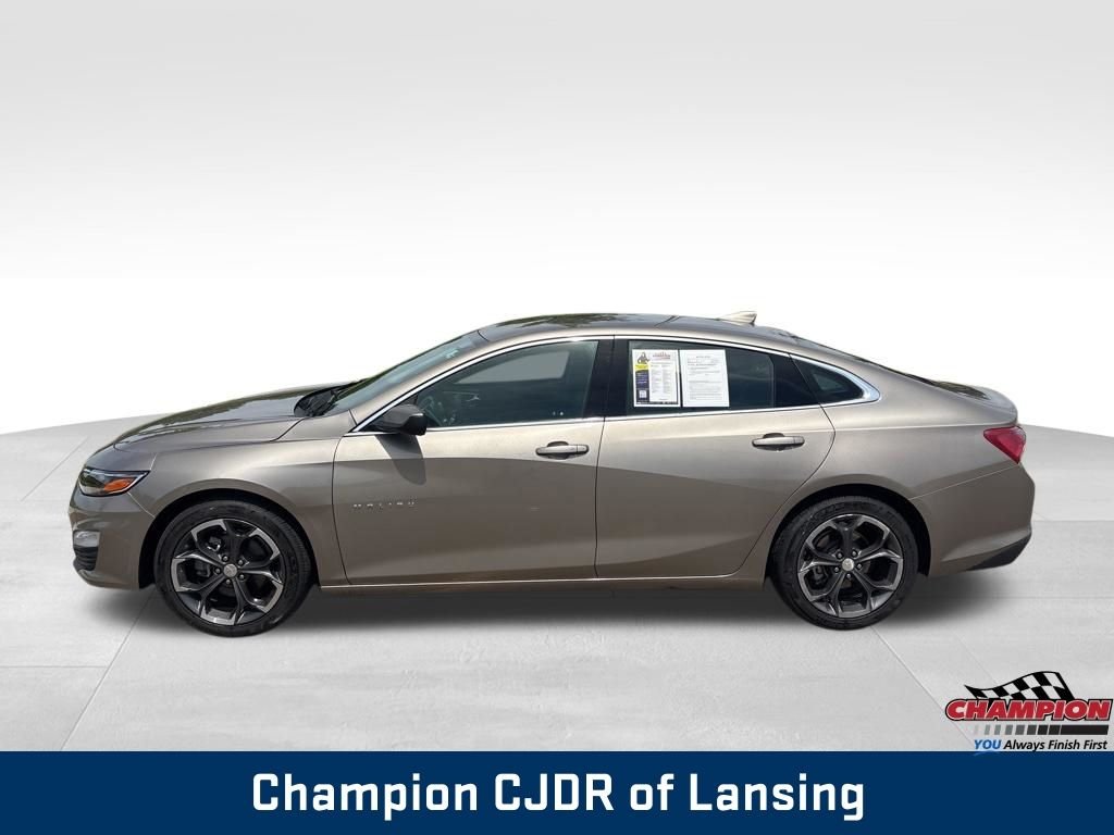Used 2022 Gray Chevrolet LT image 4