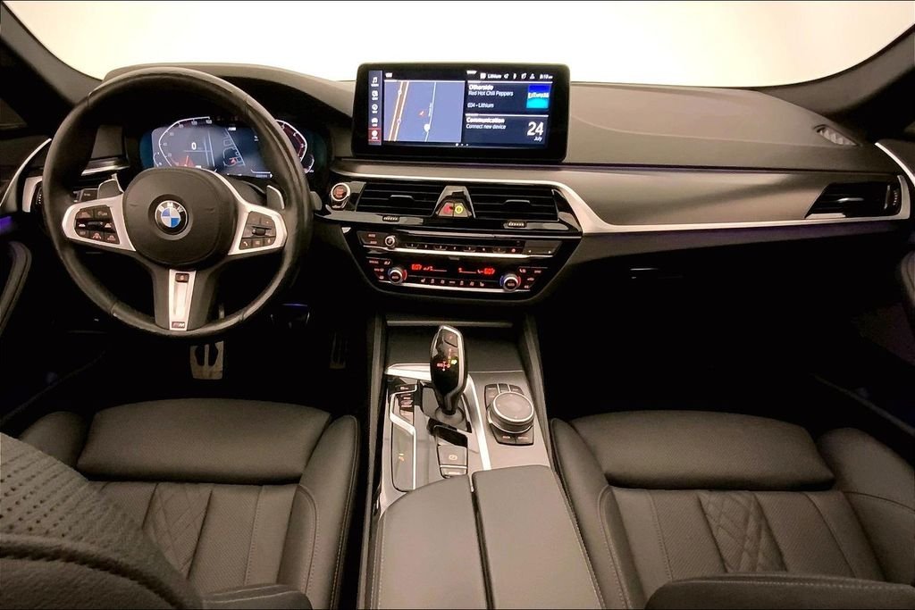 Used 2023 Alpine White BMW  image 16