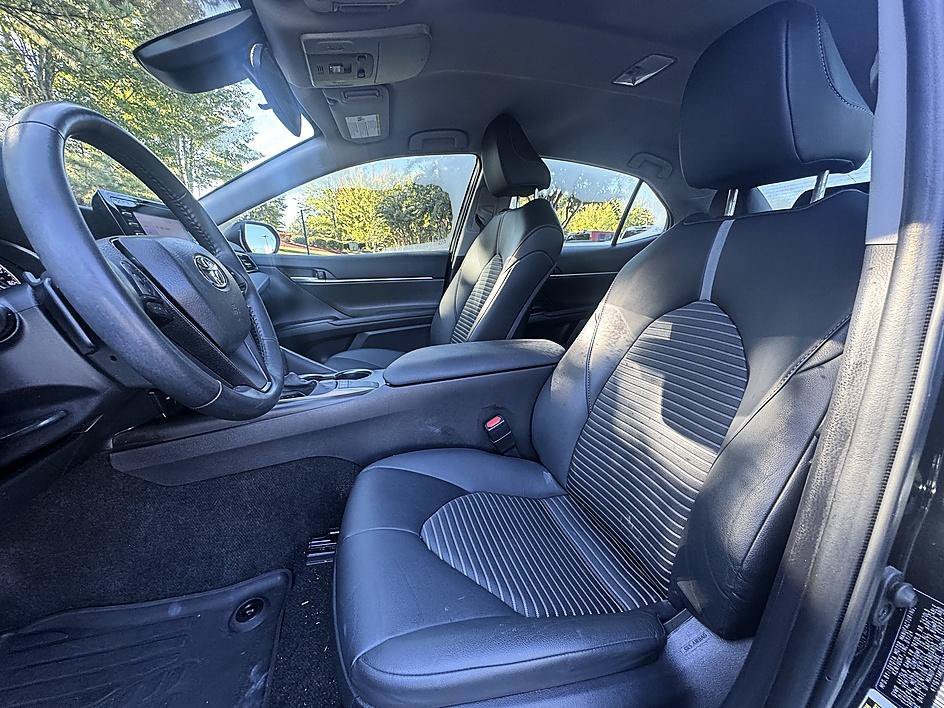 Used 2024 Midnight Black Metallic Toyota SE image 11
