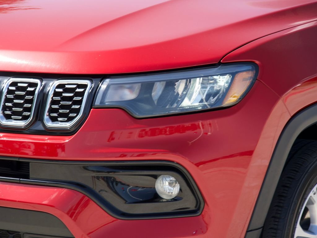 Used 2025 Red Jeep Limited image 4