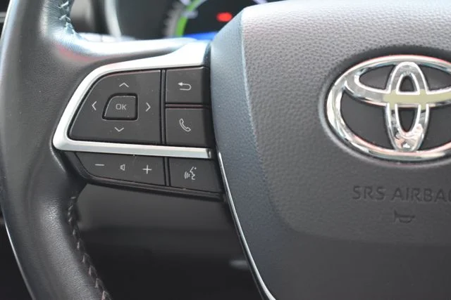 Used 2020 Blue Toyota XLE image 25