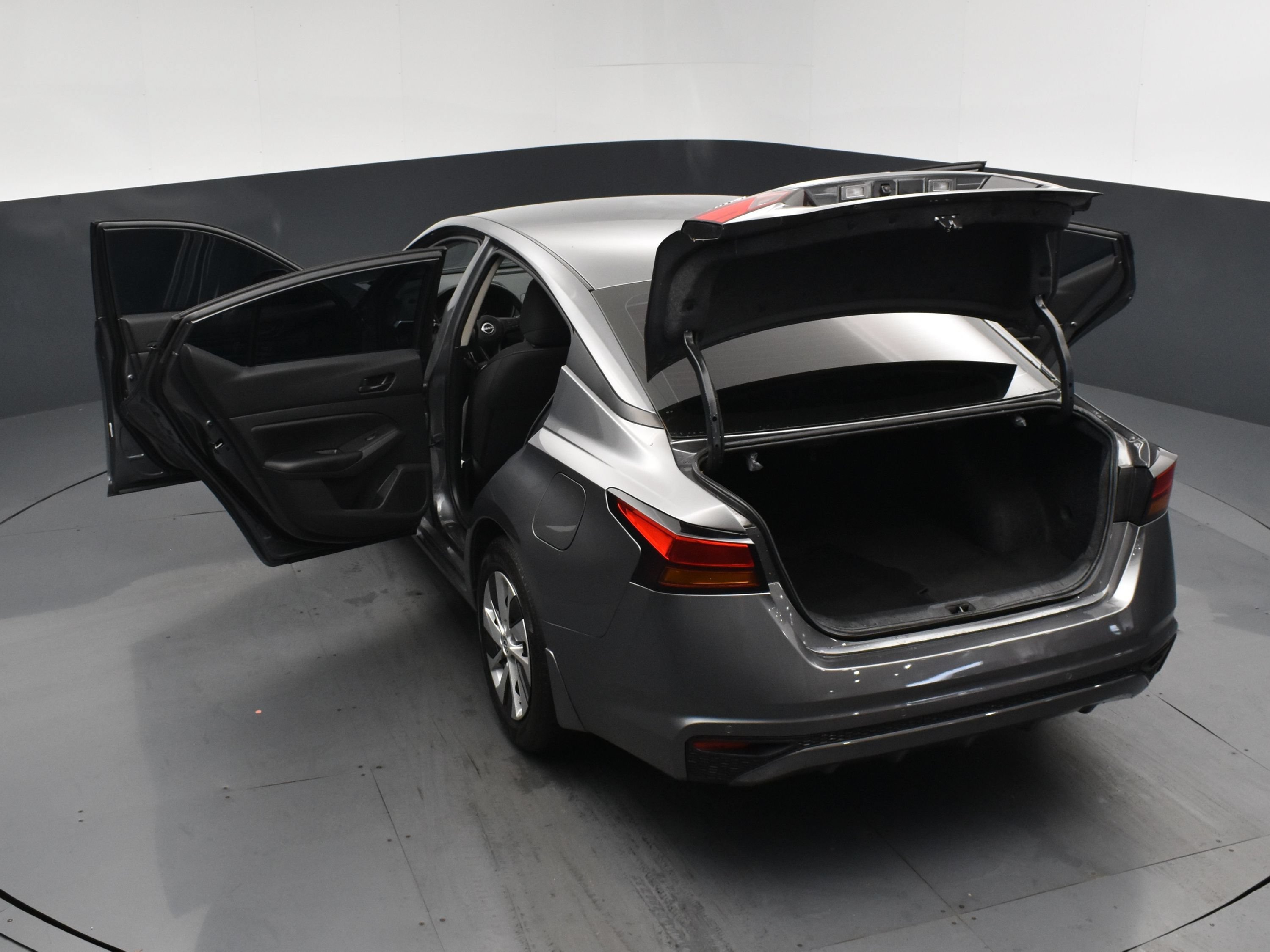 2024 Nissan Altima S - Photo 23