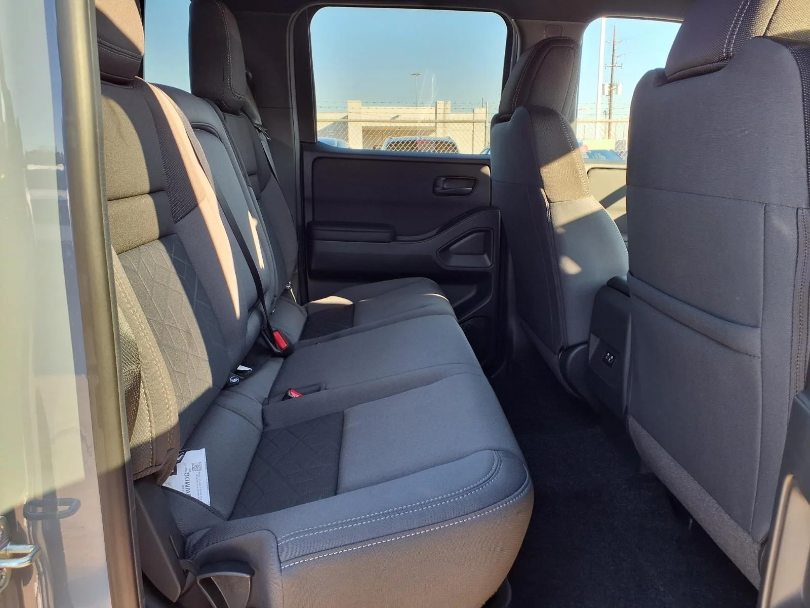 2026 Nissan Frontier Crew Cab SV - 8