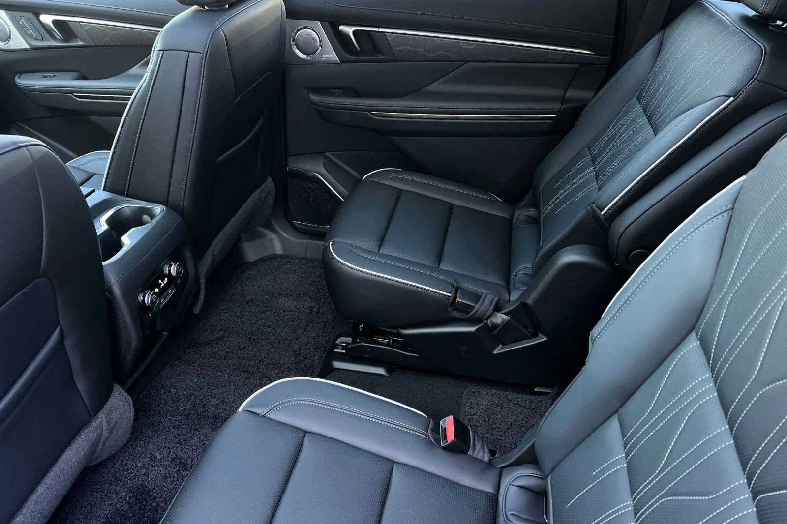 2026 Buick Enclave Avenir - Photo 9
