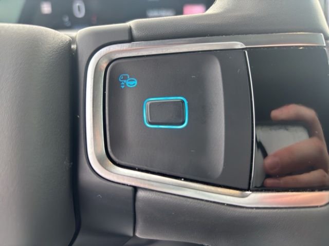 Used 2025 White Ford Active image 21