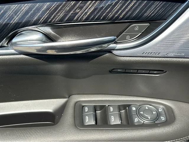 2025 Cadillac XT6 Premium Luxury - Photo 34